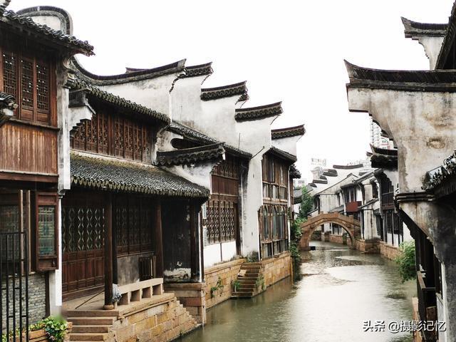 意媒：勒克莱尔的新合同可能是五年，直到2029赛季结束